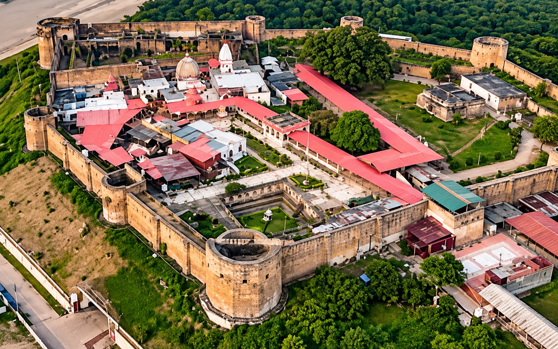 Bahu Fort Bagh-e-Bahu Jammu